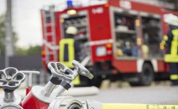 Feuerwehr Brand Gewerbegebäude